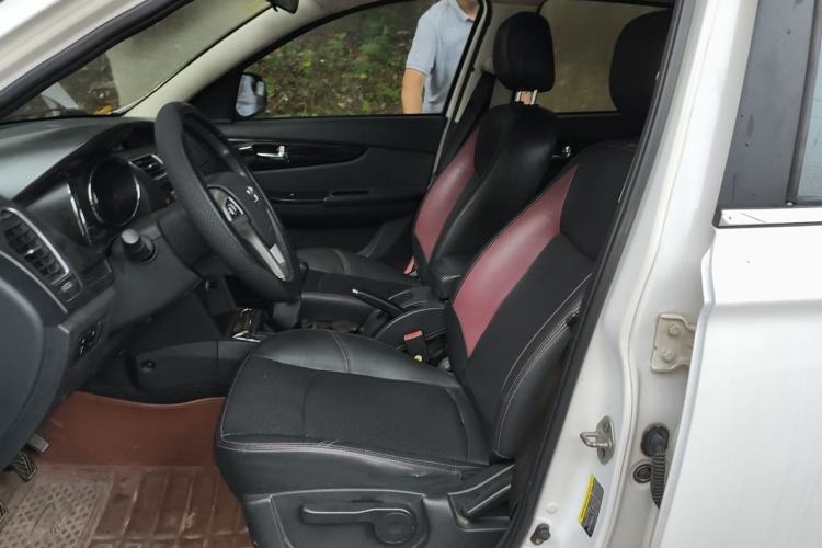 Used HYOSOW S2 2014 1.5L Manual Luxury Edition China IV Left Front Seat