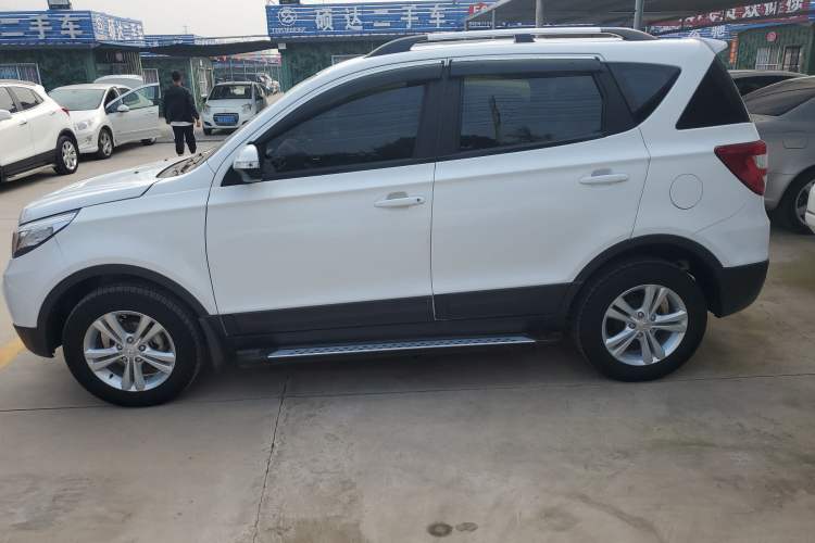 Used HYOSOW S2 2014 1.5L Manual Comfort Version China IV Emission Standard Left Side