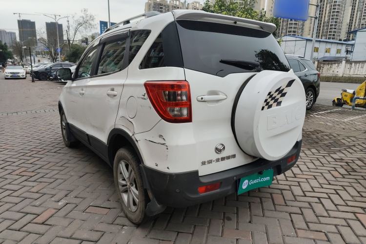 Used HYOSOW S2 2014 1.5L Manual Comfort Version China IV Emission Standard Rear Left 45 Deg