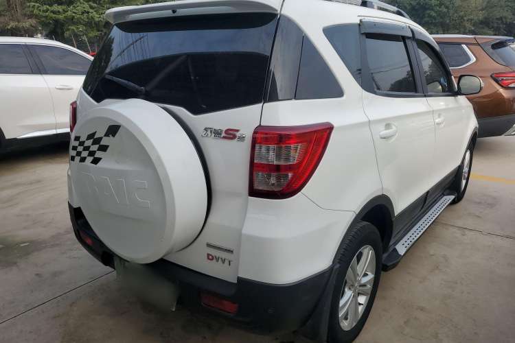 Used HYOSOW S2 2014 1.5L Manual Comfort Version China IV Emission Standard Rear Right 45 Deg