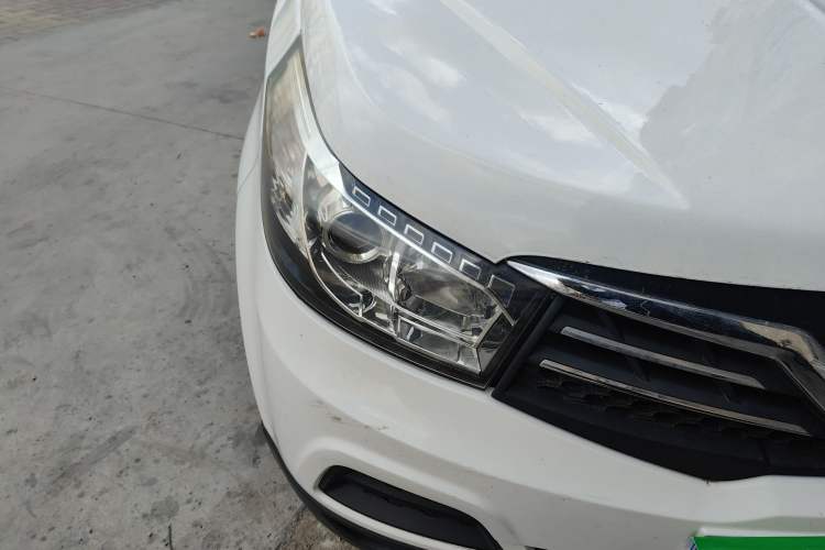 Used HYOSOW S2 2014 1.5L Manual Luxury Edition China IV Right Front Headlight
