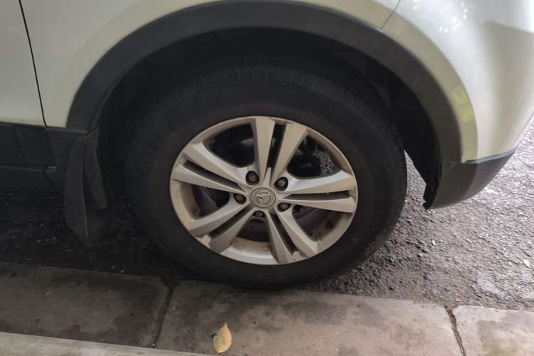 Used HYOSOW S2 2014 1.5L Manual Luxury Edition China IV Right Front Wheel Hub