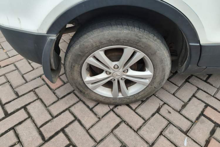 Used HYOSOW S2 2014 1.5L Manual Comfort Version China IV Emission Standard Right Rear Wheel Hub