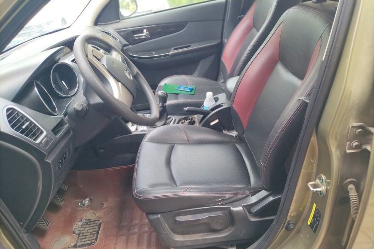 Used HYOSOW S2 2014 1.5L Manual Comfort Version China IV Emission Standard Left Front Seat