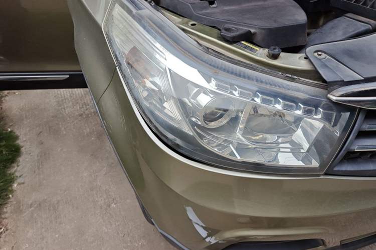 Used HYOSOW S2 2015 1.5L Manual Luxury Edition China IV Right Front Headlight