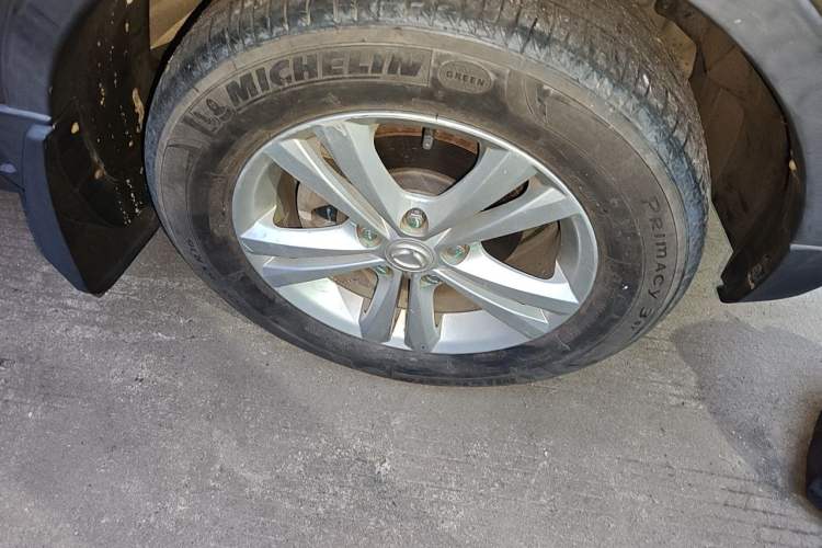 Used HYOSOW S2 2015 1.5L Manual Luxury Edition China IV Right Front Wheel Hub
