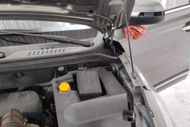 Used HYOSOW S2 2015 1.5L Manual Luxury Edition China IV Engine Bay Left
