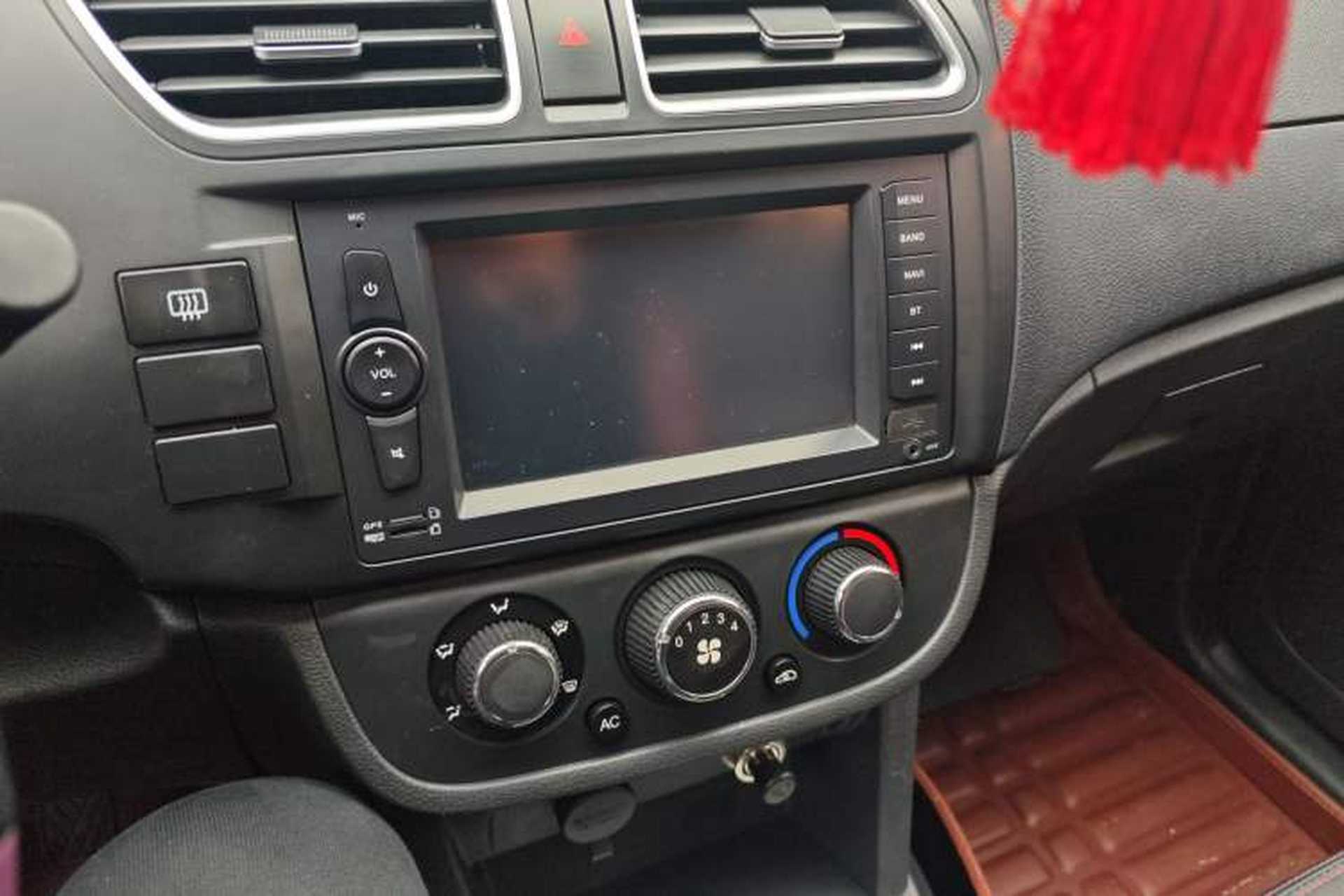 Used HYOSOW S2 2015 1.5L Manual Luxury Edition China IV Audio And AC Panel