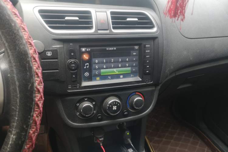 Used HYOSOW S2 2015 1.5L Manual Luxury Edition China IV Audio And AC Panel
