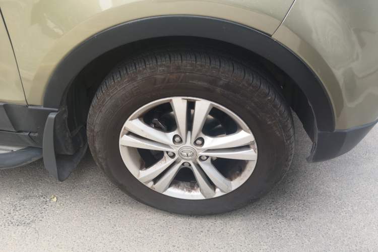 Used HYOSOW S2 2015 1.5L Manual Luxury Edition China IV Right Front Wheel Hub