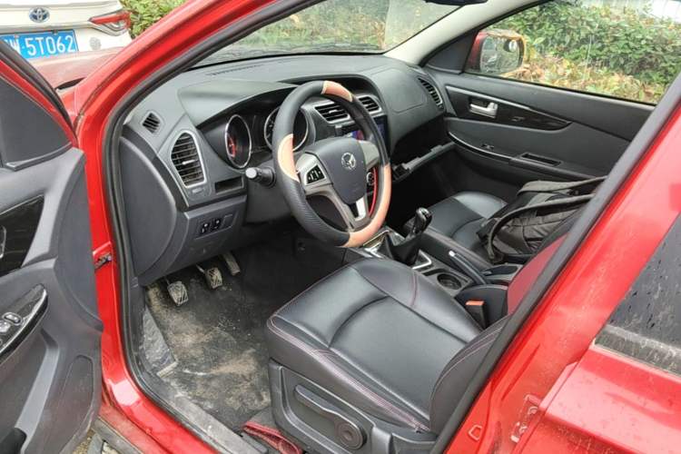 Used HYOSOW S2 2015 1.5L Manual Luxury Model China V Standard Driver Seat