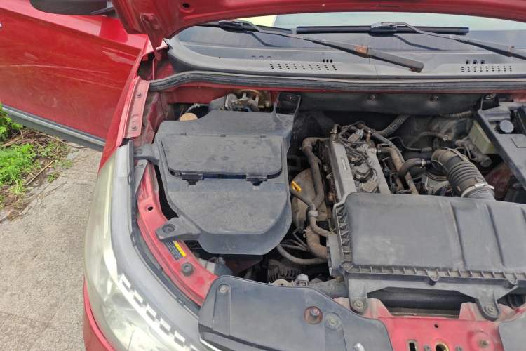 Used HYOSOW S2 2015 1.5L Manual Base Version China V Engine Bay Right