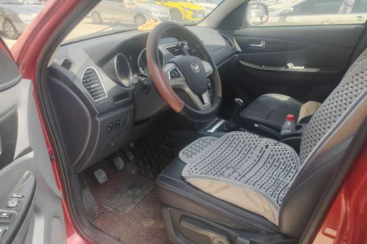 Used HYOSOW S2 2015 1.5L Manual Luxury Edition China IV Interior 4