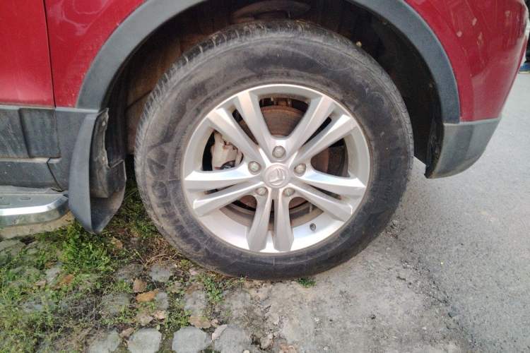Used HYOSOW S2 2015 1.5L Manual Luxury Edition China IV Right Front Wheel Hub