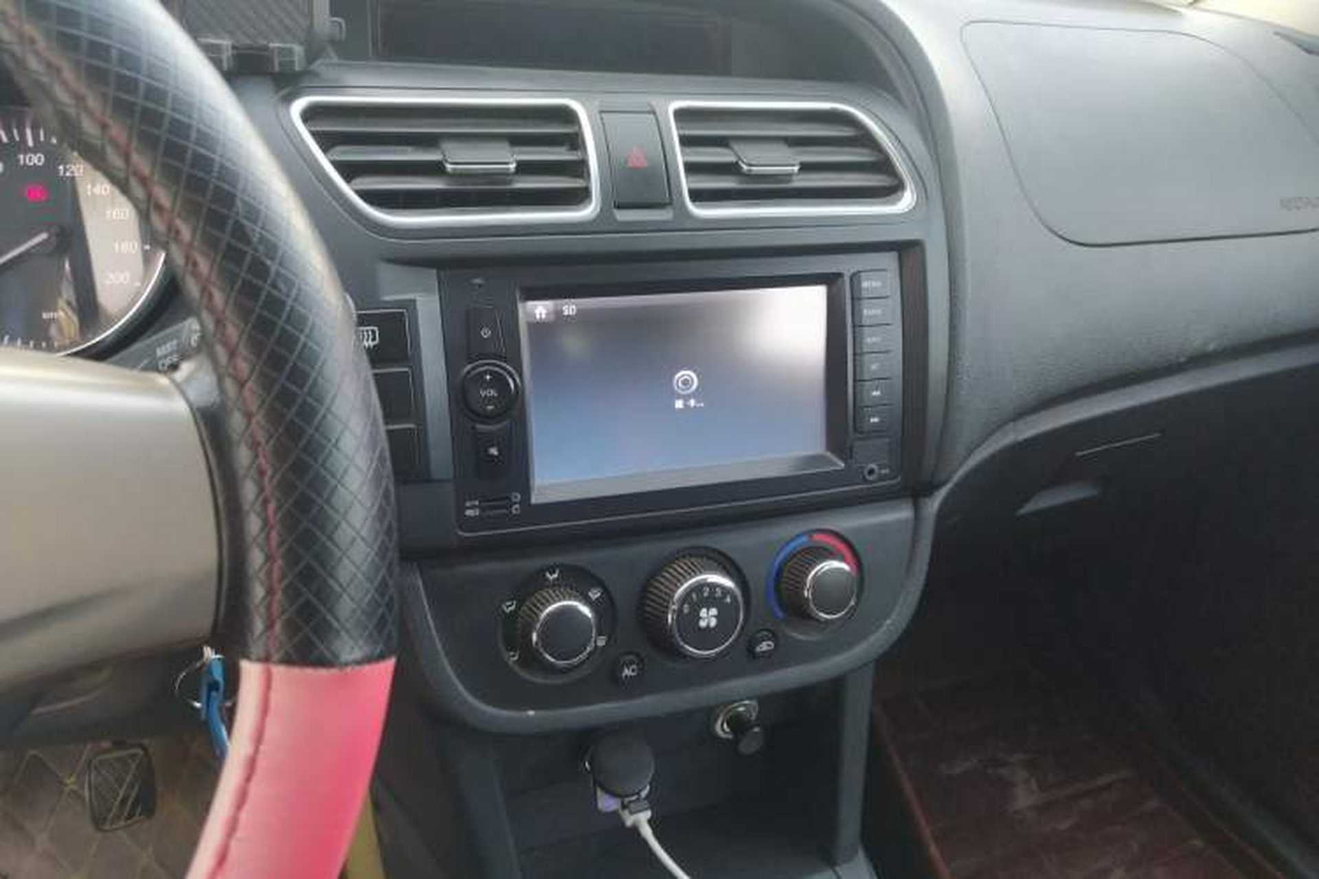 Used HYOSOW S2 2015 1.5L Manual Luxury Edition China IV Audio And AC Panel