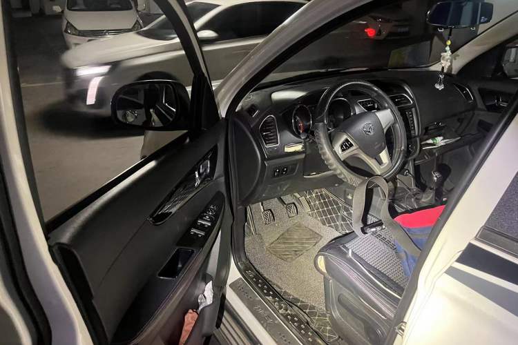Used HYOSOW S2 2015 1.5L Manual Luxury Edition China IV Driver Seat
