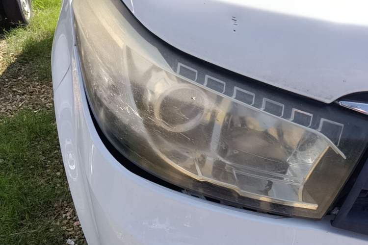 Used HYOSOW S2 2015 1.5L Manual Base Version China V Right Front Headlight
