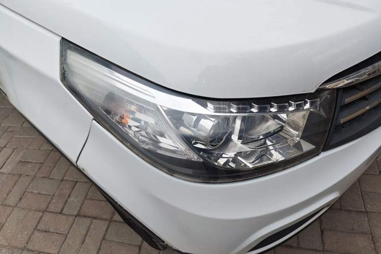 Used HYOSOW S2 2015 1.5L Manual Luxury Edition China IV Right Front Headlight