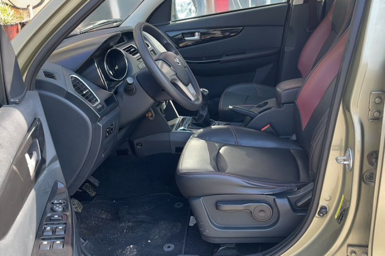 Used HYOSOW S2 2016 1.5L Manual Entrepreneurship Edition China V Interior 2