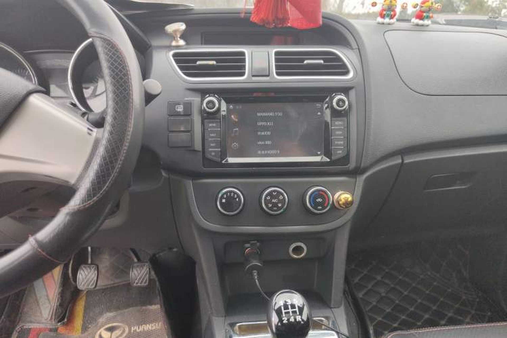 Used HYOSOW S2 2016 1.5L Manual Luxury Model China V Standard Audio And AC Panel
