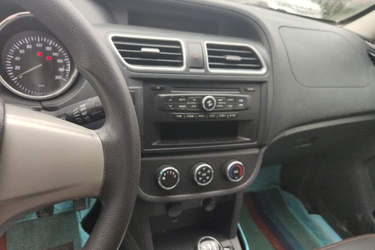 Used HYOSOW S2 2016 1.5L Manual Entrepreneurship Edition China V Audio And AC Panel