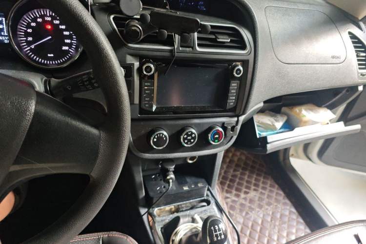 Used HYOSOW S2 2016 1.5L Manual Base Version Audio And AC Panel