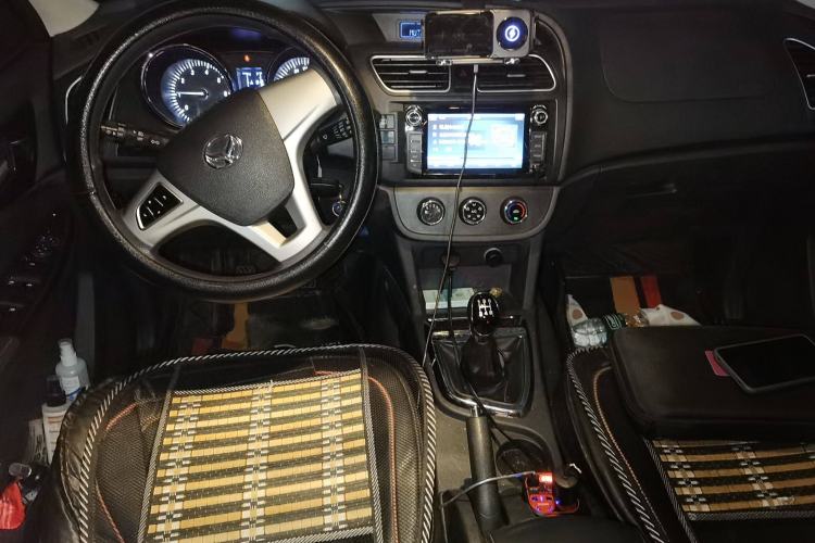Used HYOSOW S2 2016 1.5L Manual Entrepreneurial Edition China IV Center Console