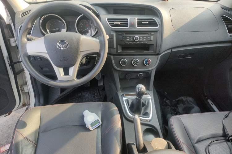 Used HYOSOW S2 2016 1.5L Manual Entrepreneurial Edition China IV Center Console