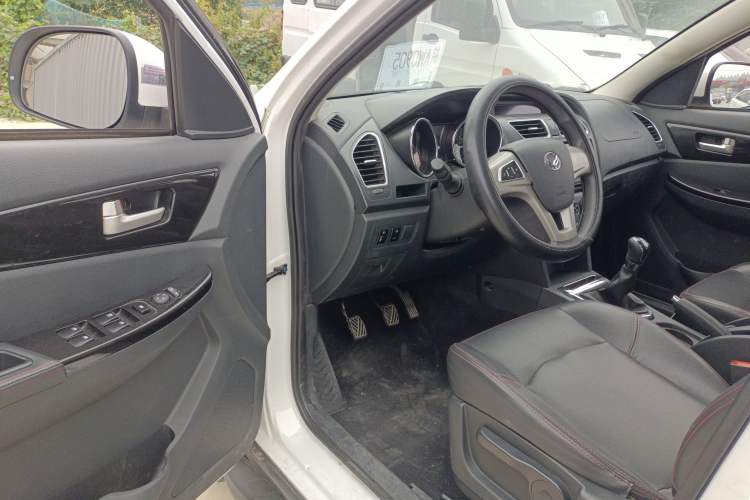Used HYOSOW S2 2016 1.5L Manual Luxury Model China V Standard Driver Seat