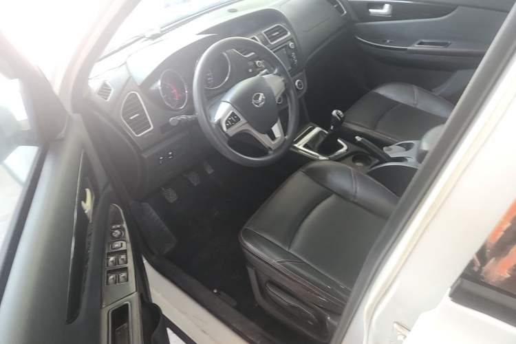 Used HYOSOW S2 2016 1.5L Manual Luxury Edition China IV Driver Seat