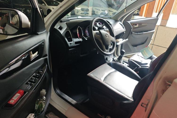 Used HYOSOW S2 2016 1.5L Manual Base Version Driver Seat