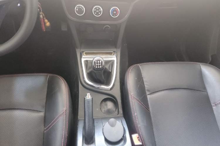 Used HYOSOW S2 2016 1.5L Manual Luxury Edition China IV Gear Lever