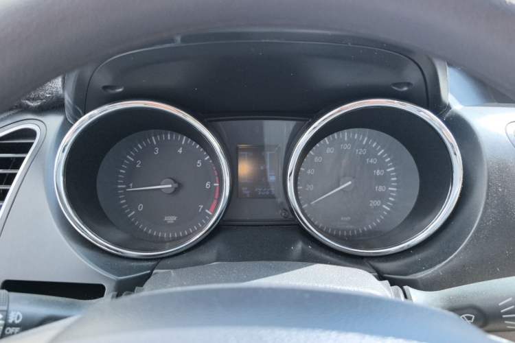Used HYOSOW S2 2016 1.5L Manual Luxury Model China V Standard Instrument Cluster