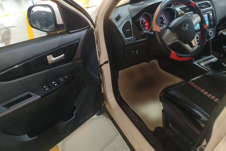Used HYOSOW S2 2016 1.5L Manual Entrepreneurial Edition China IV Interior 3