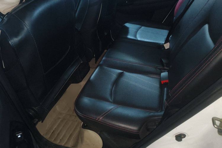 Used HYOSOW S2 2016 1.5L Manual Entrepreneurial Edition China IV Interior 4