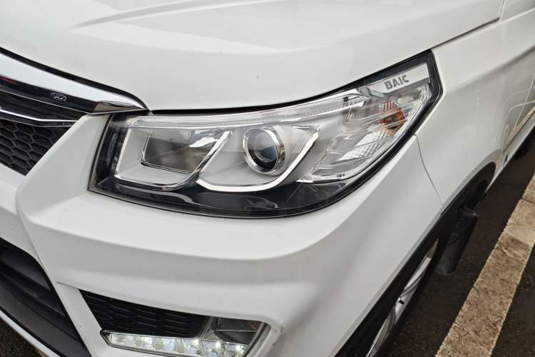 Used HYOSOW S2 2016 1.5L Manual Luxury Model China V Standard Left Front Headlight