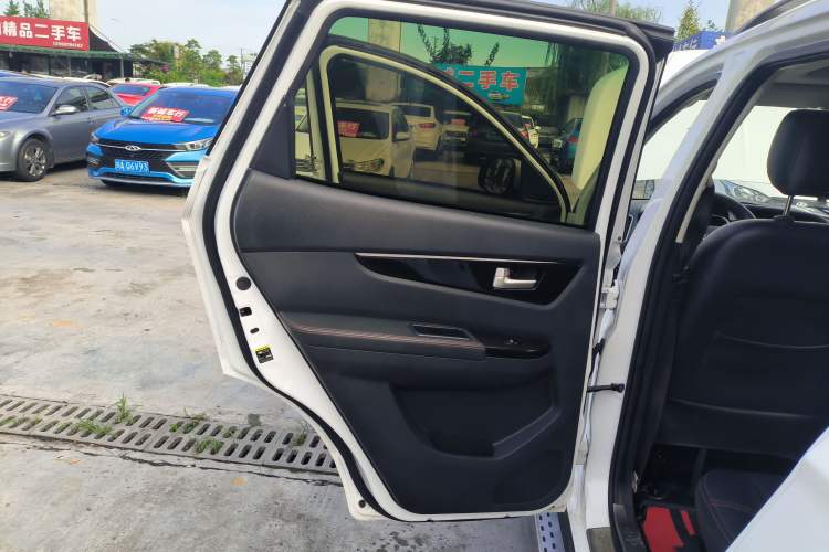 Used HYOSOW S2 2016 1.5L Manual Luxury Model China V Standard Left Rear Door Interior
