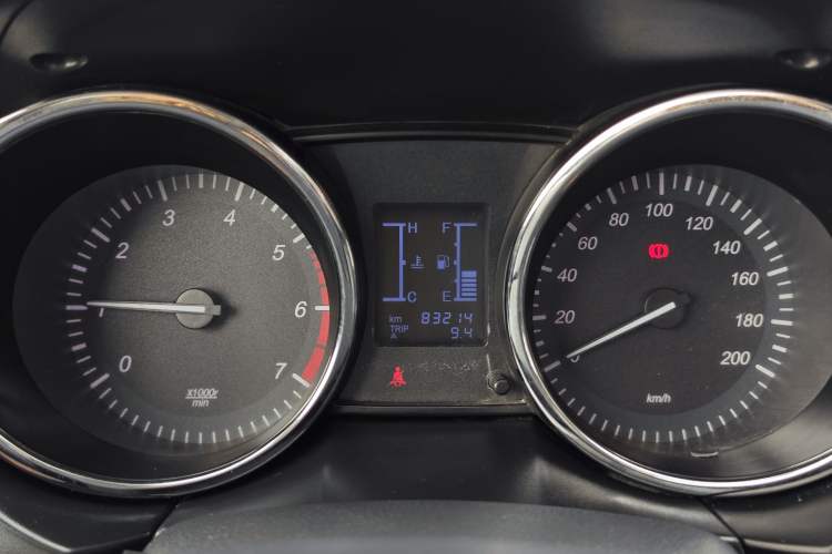 Used HYOSOW S2 2016 1.5L Manual Luxury Edition China IV Odometer Close Up