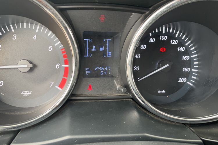 Used HYOSOW S2 2016 1.5L Manual Luxury Edition China IV Odometer Close Up