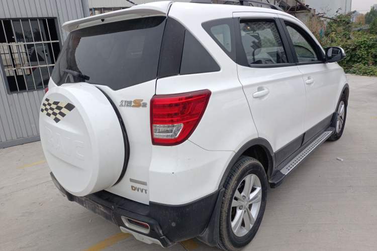 Used HYOSOW S2 2016 1.5L Manual Luxury Model China V Standard Rear Right 45 Deg