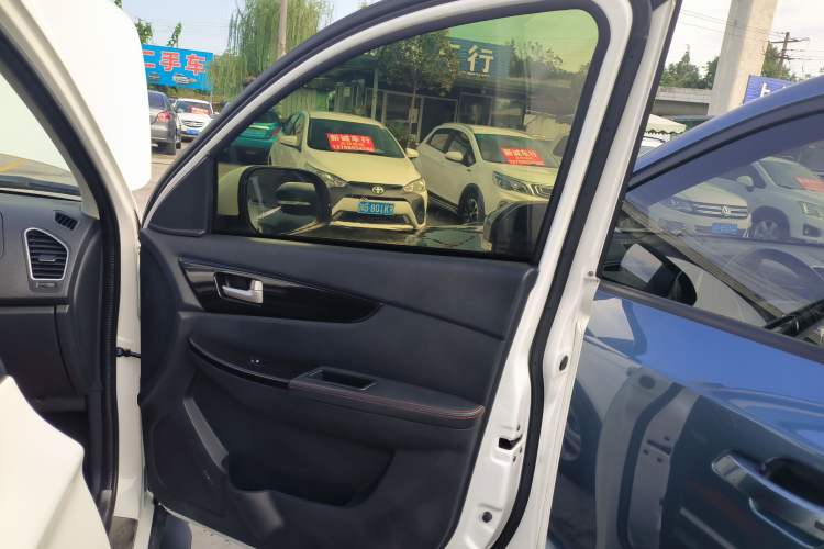 Used HYOSOW S2 2016 1.5L Manual Luxury Model China V Standard Right Front Door Interior