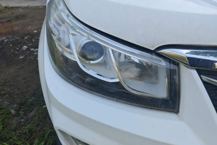 Used HYOSOW S2 2016 1.5L Manual Luxury Edition China IV Right Front Headlight