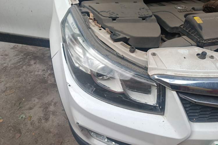 Used HYOSOW S2 2016 1.5L Manual Luxury Model China V Standard Right Front Headlight