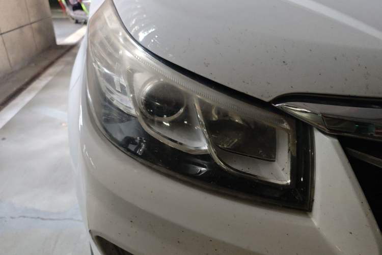 Used HYOSOW S2 2016 1.5L Manual Base Version Right Front Headlight