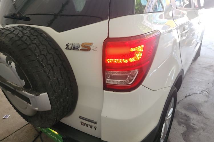 Used HYOSOW S2 2016 1.5L Manual Luxury Edition China IV Right Rear Taillight