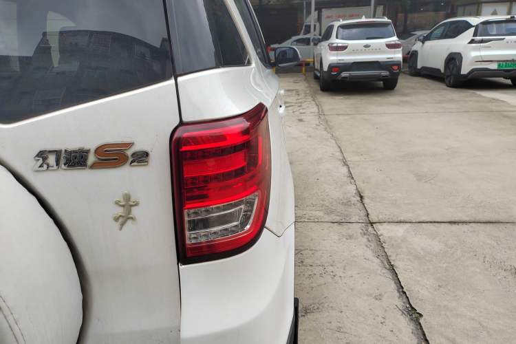 Used HYOSOW S2 2016 1.5L Manual Luxury Edition China IV Right Rear Taillight
