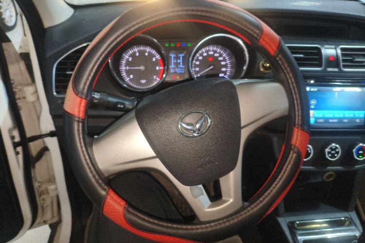Used HYOSOW S2 2016 1.5L Manual Entrepreneurial Edition China IV Steering Wheel