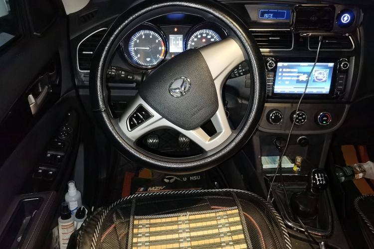 Used HYOSOW S2 2016 1.5L Manual Entrepreneurial Edition China IV Steering Wheel