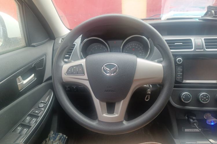 Used HYOSOW S2 2016 1.5L Manual Luxury Model China V Standard Steering Wheel
