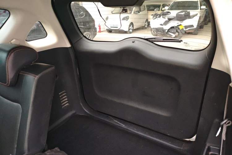 Used HYOSOW S2 2016 1.5L Manual Luxury Model China V Standard Trunk